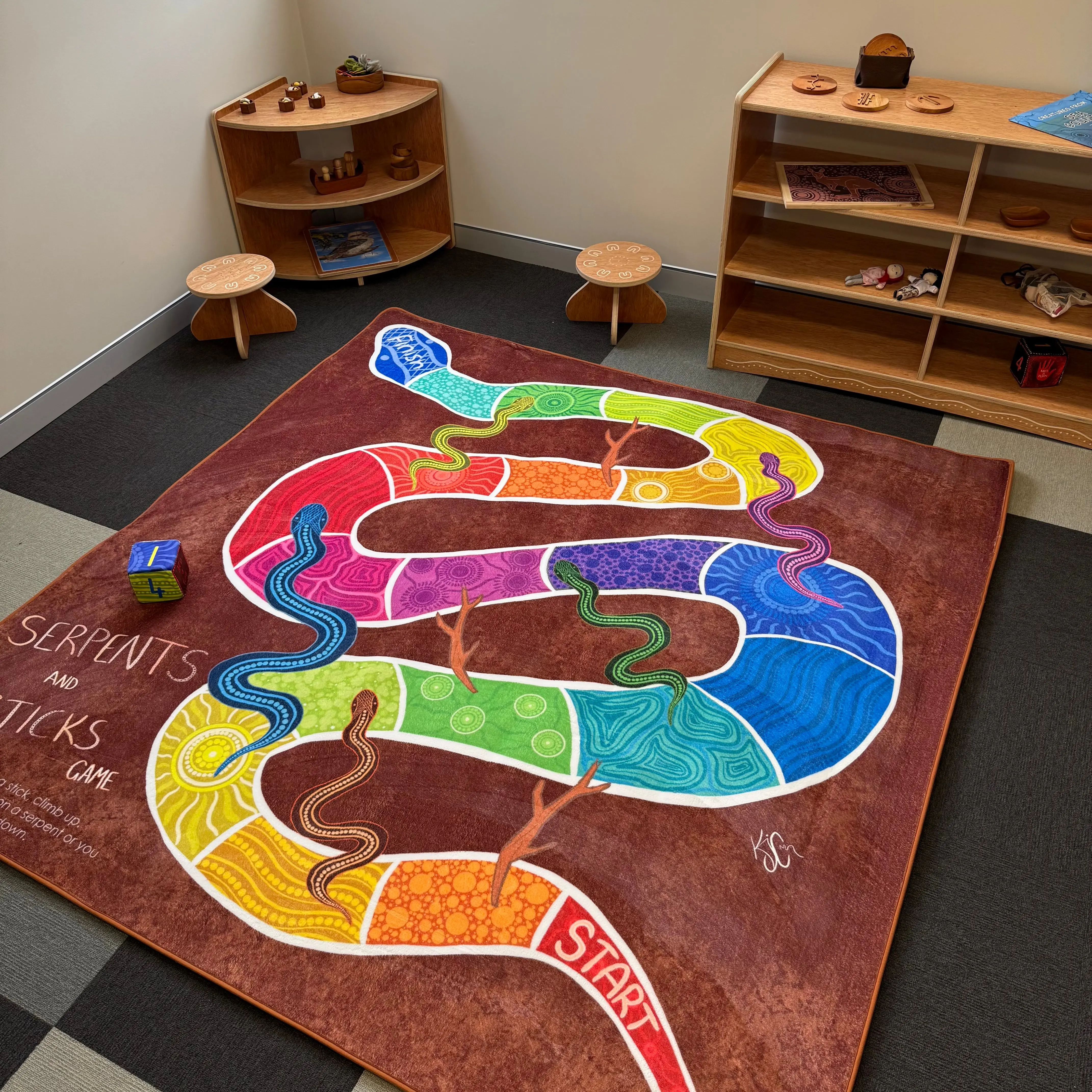 Serpents and Sticks Rug Game with soft Dice - Image 3