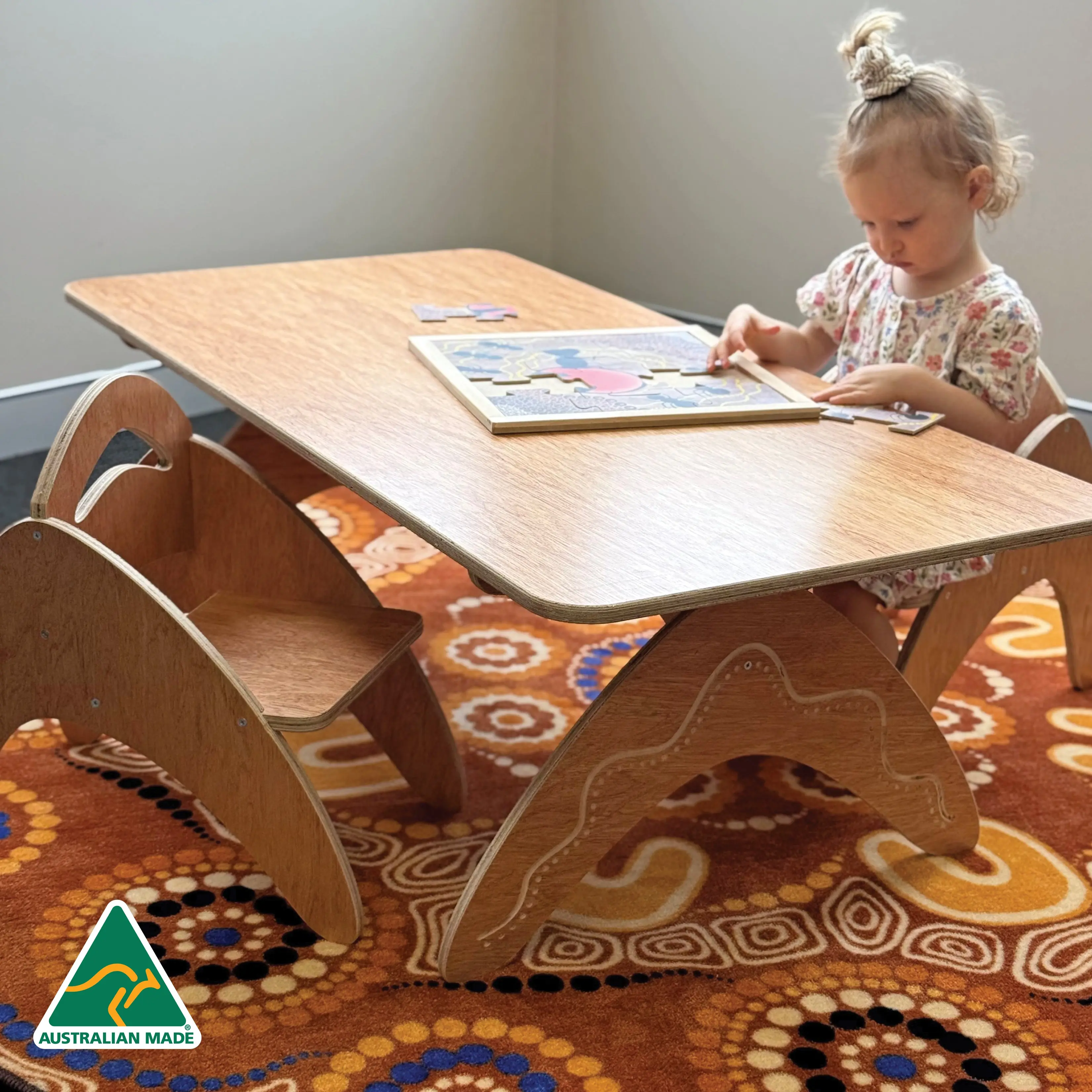 Boomerang Classroom Table - Image 3