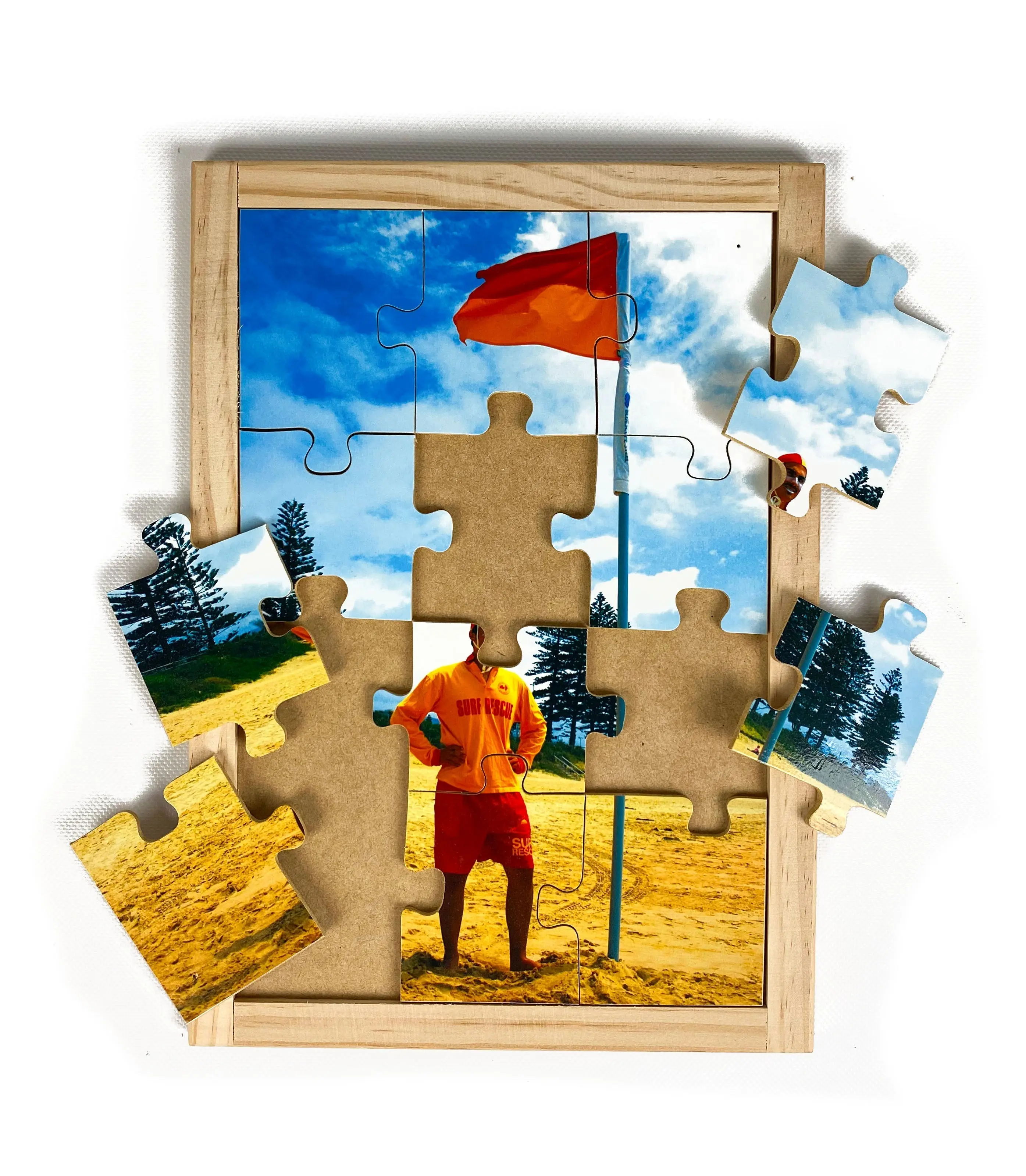 Life Saver and Flag Puzzle - Image 2