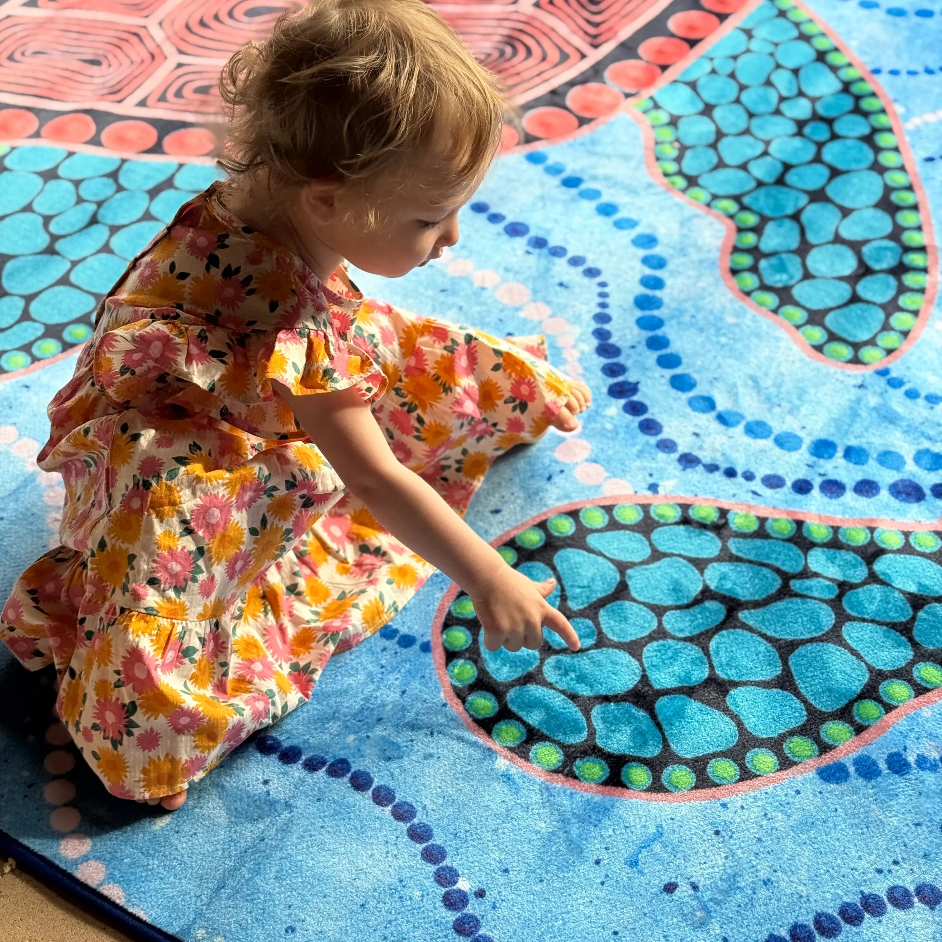 Turtles Dreaming Indigenous Rug - Image 7