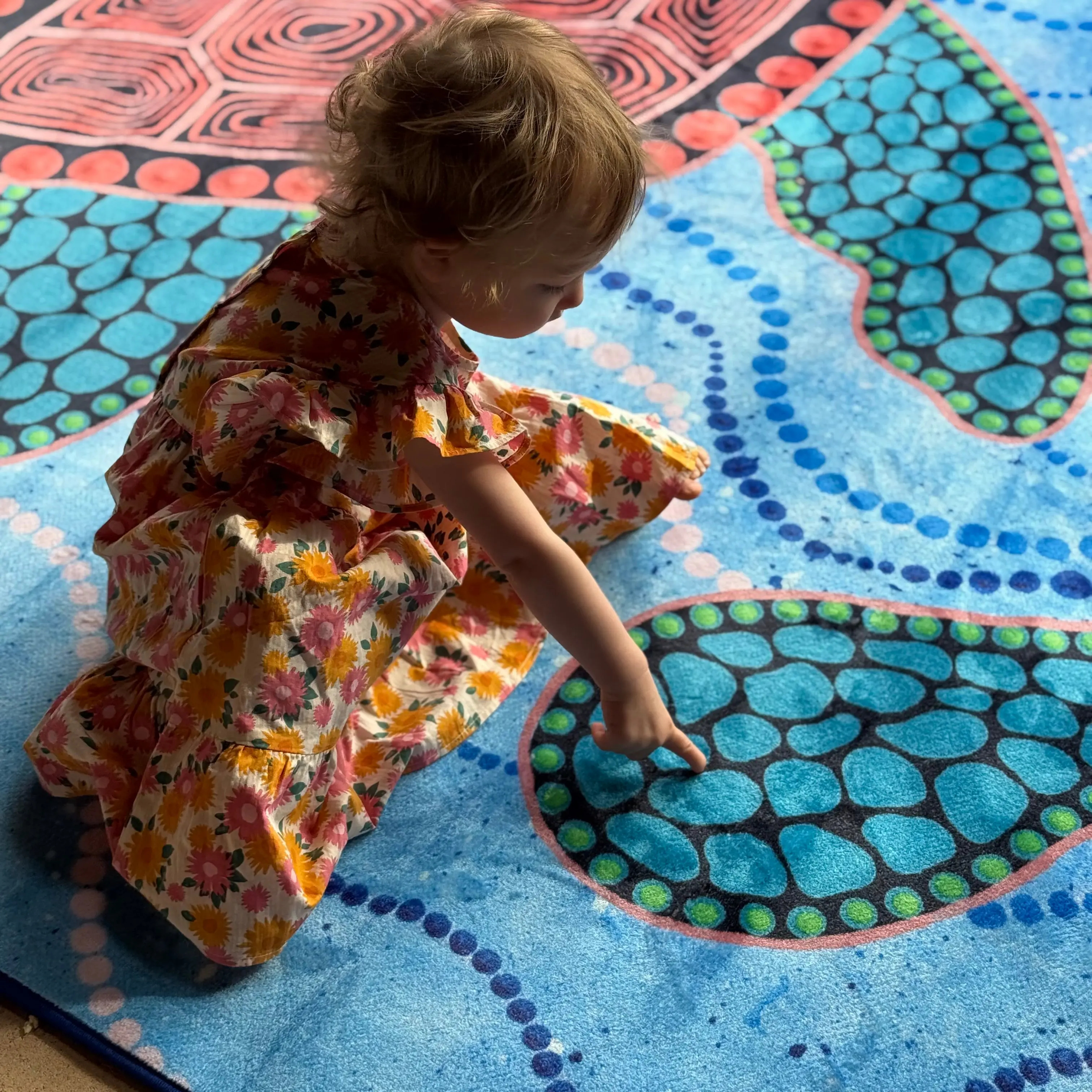 Turtles Dreaming Indigenous Rug - Image 8